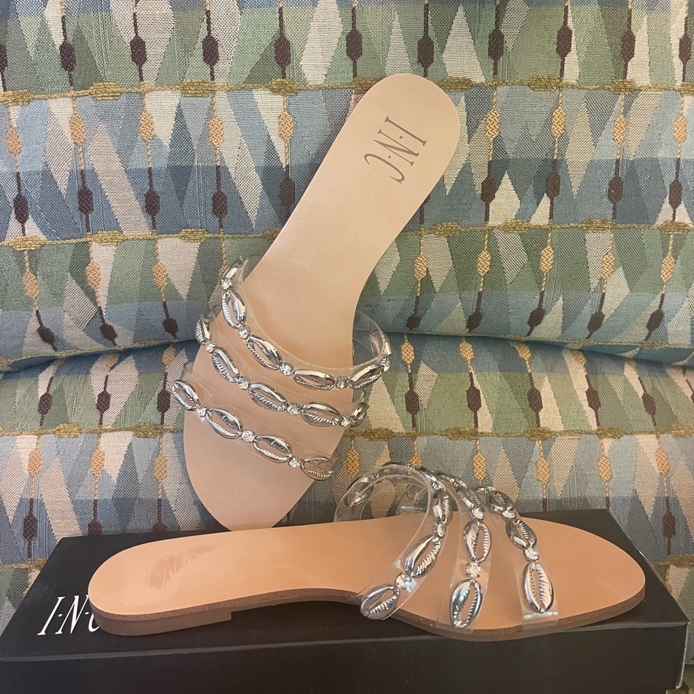 New INC clear strap shell sandals sz 8 ladies $59